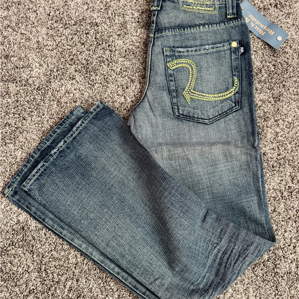 🆕 NWT Rock & Republic Blue Bootcut Jeans with Embroidered Pocket. Size 27 Women